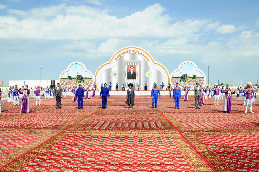 Cotton harvesting campaign starts in Dashoguz velayat